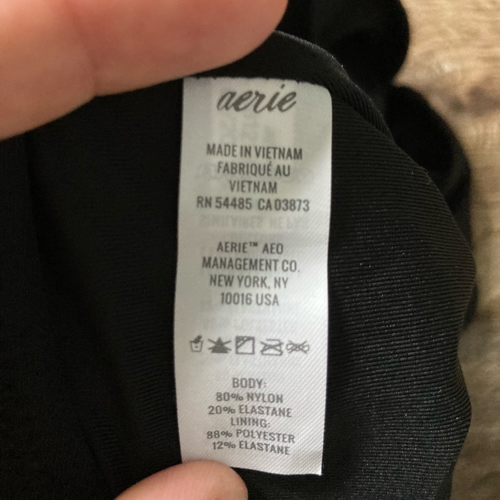 Aerie 1 piece bathing suite - size XL - Picture 3 of 3